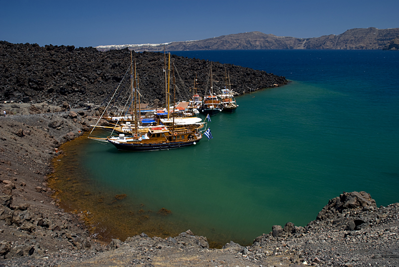 221_Nea Kameni